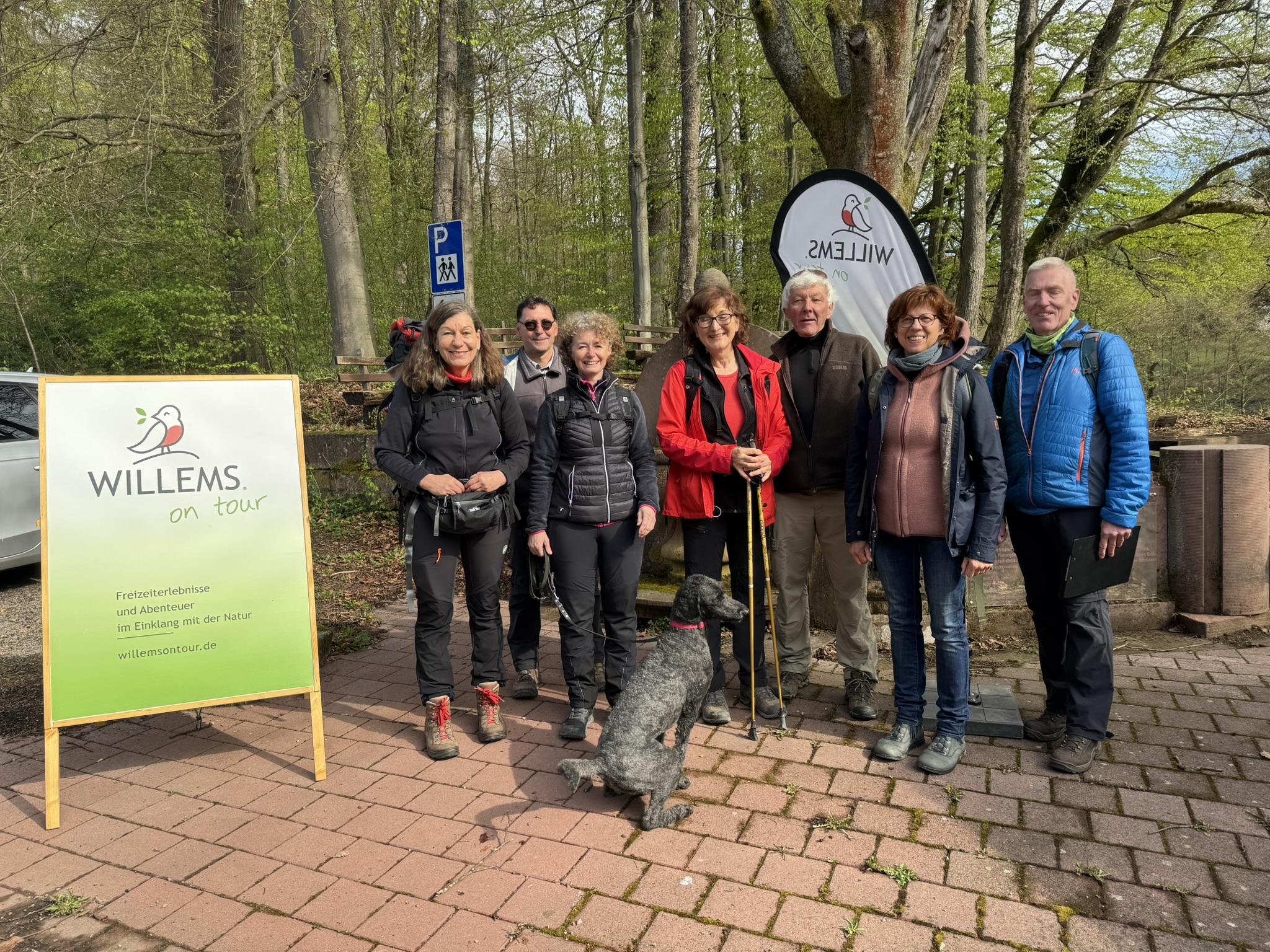 Plakat: Quizwanderungen im Überwald - Entdecke die Geheimnisse der Region beim Rotkehlchen Abenteuer